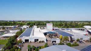 Firmengelände Klaas Alukranbau